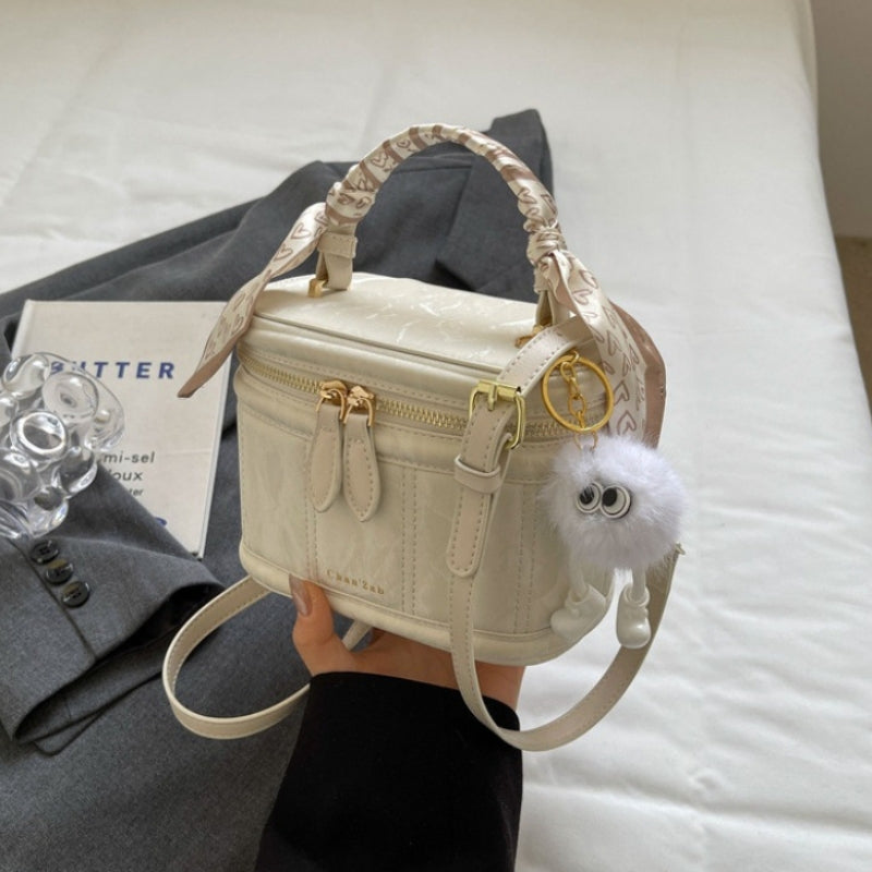 Women’s Vintage Mini Bucket Bag – Compact Everyday Handbag